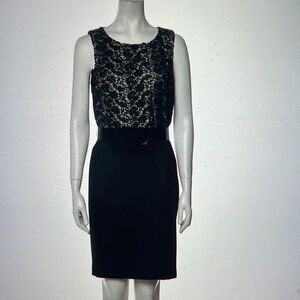 Saks fifth avenue sheath dress with belt NWT size 4